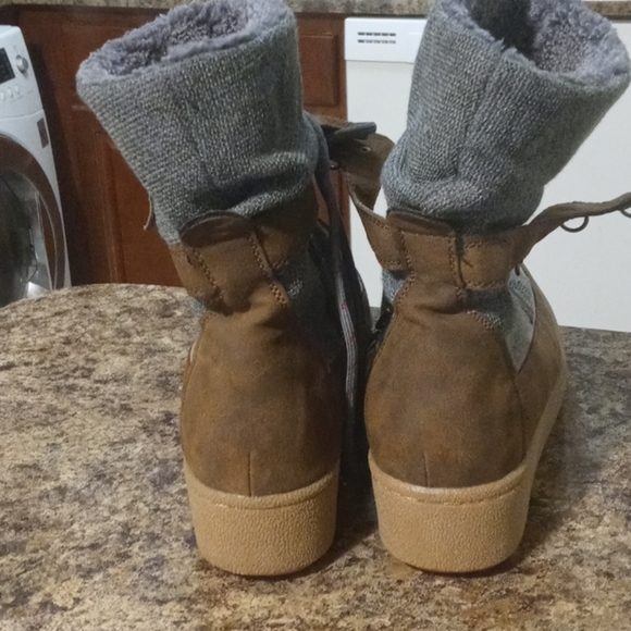 Rocket Dog Boots - Picture 3 of 4